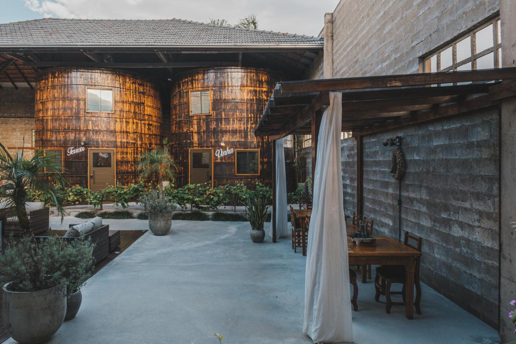 Villa Vinicolla Hospedagem Conceito Бенту-Гонсалвис Экстерьер фото