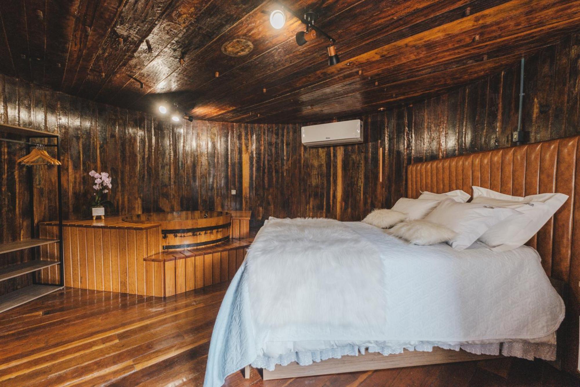 Villa Vinicolla Hospedagem Conceito Бенту-Гонсалвис Экстерьер фото