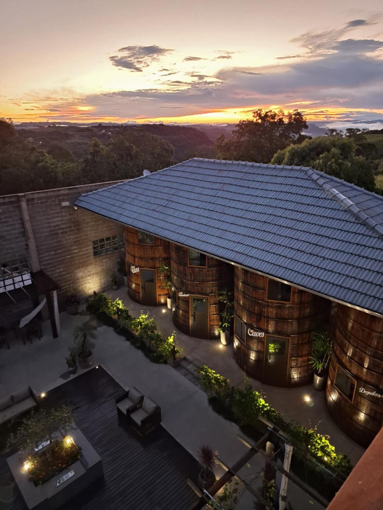 Villa Vinicolla Hospedagem Conceito Бенту-Гонсалвис Экстерьер фото