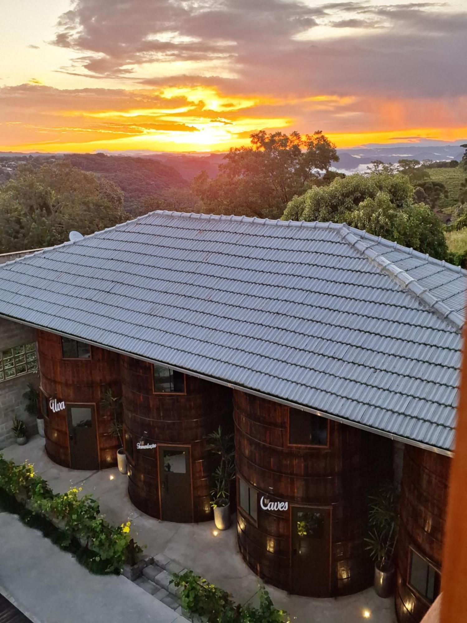 Villa Vinicolla Hospedagem Conceito Бенту-Гонсалвис Экстерьер фото